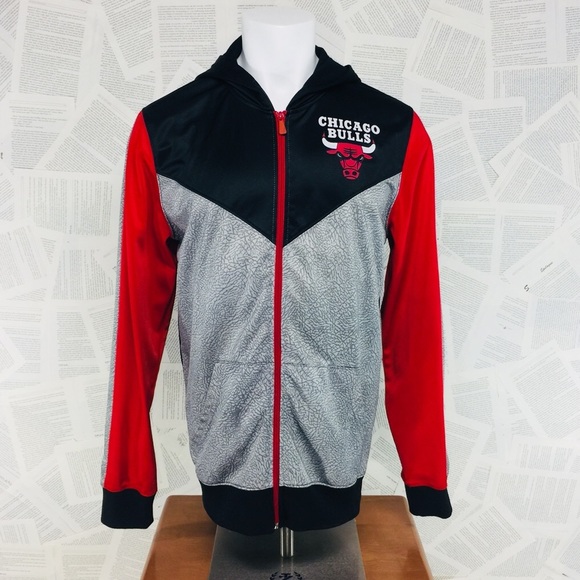 chicago bulls zip up hoodie